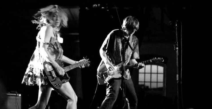 Le groupe Sonic Youth sur scène / Wikimedia CC BY-SA 3.0