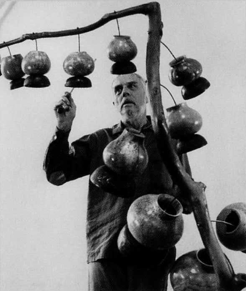 Harry Partch et son « gourd tree »