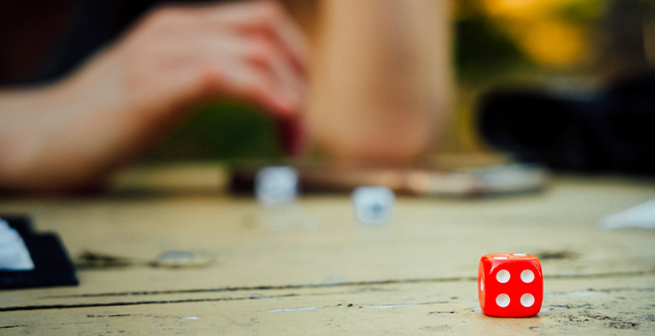 Cet été on joue (Photo by Tim Foster on Unsplash)