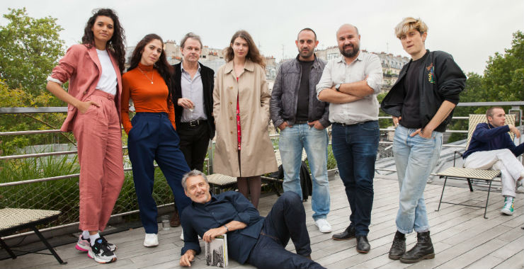 Le jury du Prix Barbès 2018, réuni autour d'Antoine de Caunes.