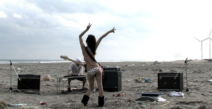 We don't care about music anyway, documentaire de Cédric Dupire et Gaspard Kuentz